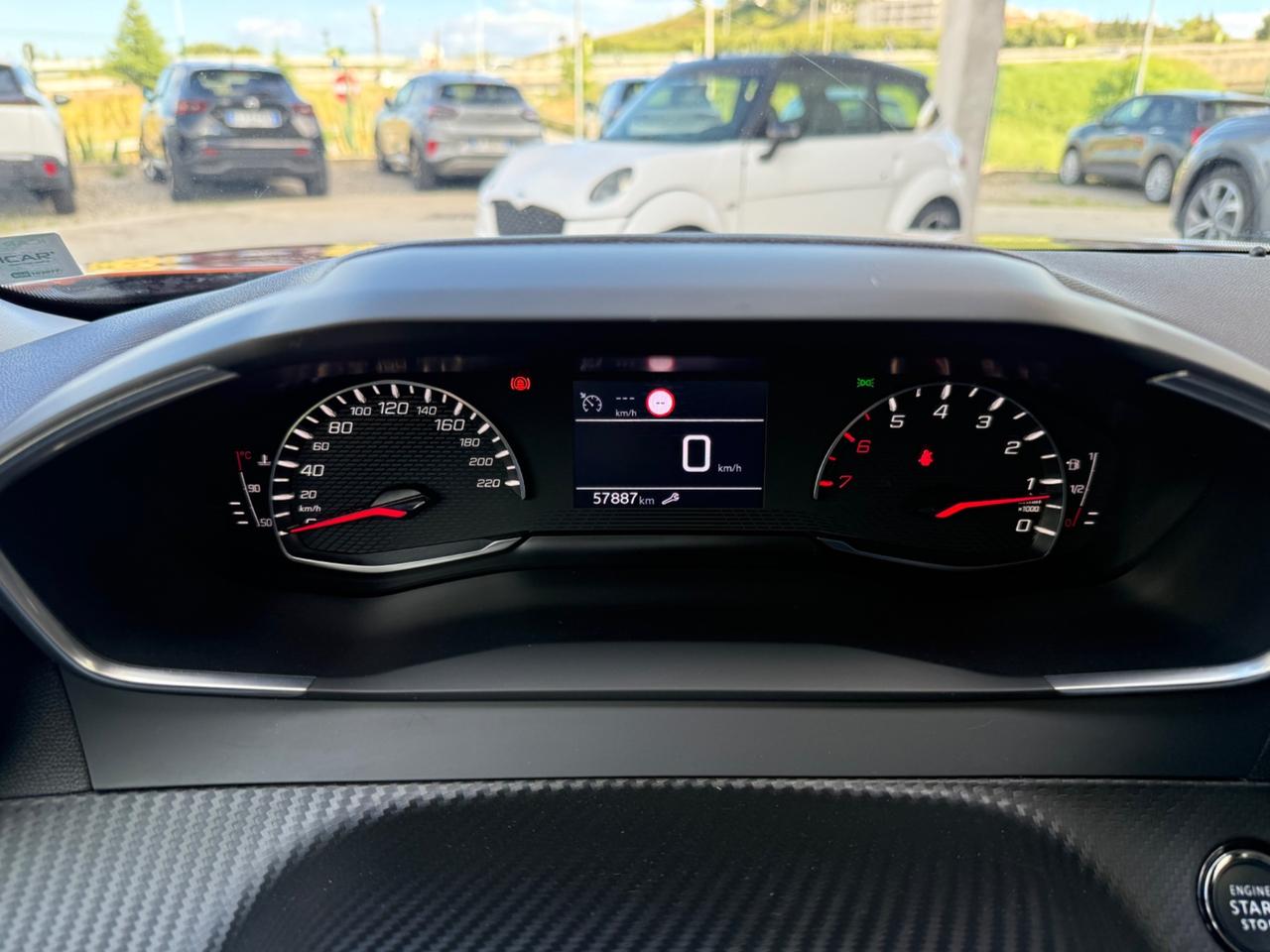 Peugeot 2008 BlueHDi 110 S&S Allure Pack