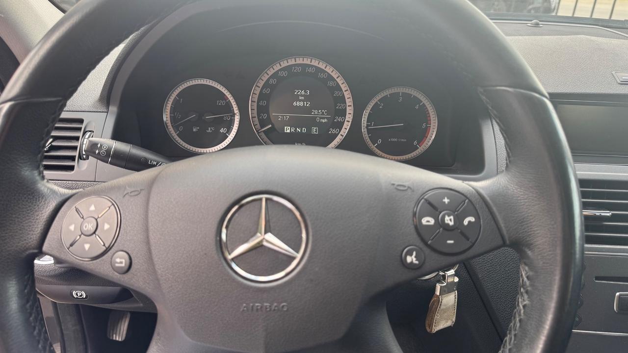 Mercedes-benz C 220 CDI BlueEFFICIENCY Executive