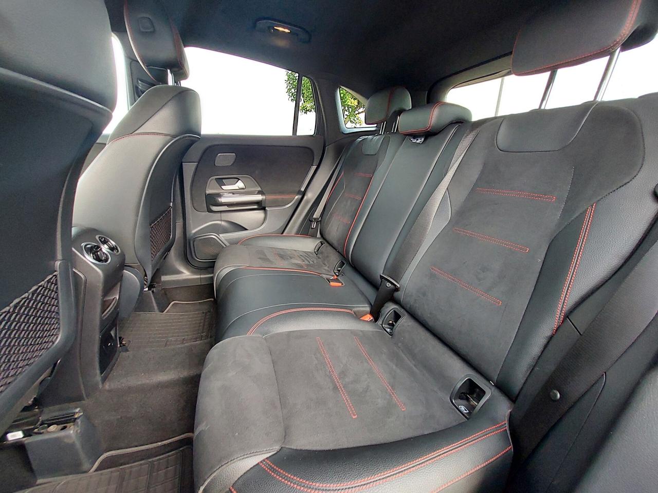 Mercedes-benz GLA 200 d Automatic Premium #MP