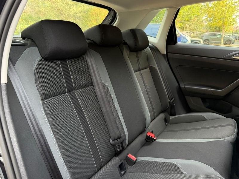 Volkswagen Polo Polo 1.0 tsi Style 95cv dsg " NERA" +GPL