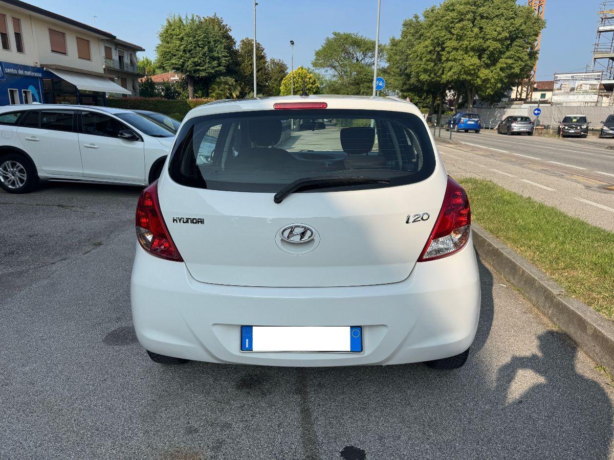 HYUNDAI - i20 - 1.2 5p. Classic NEOPATENTATI