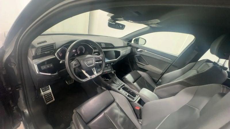 Audi Q3 40 TFSI quattro S tronic S line edition