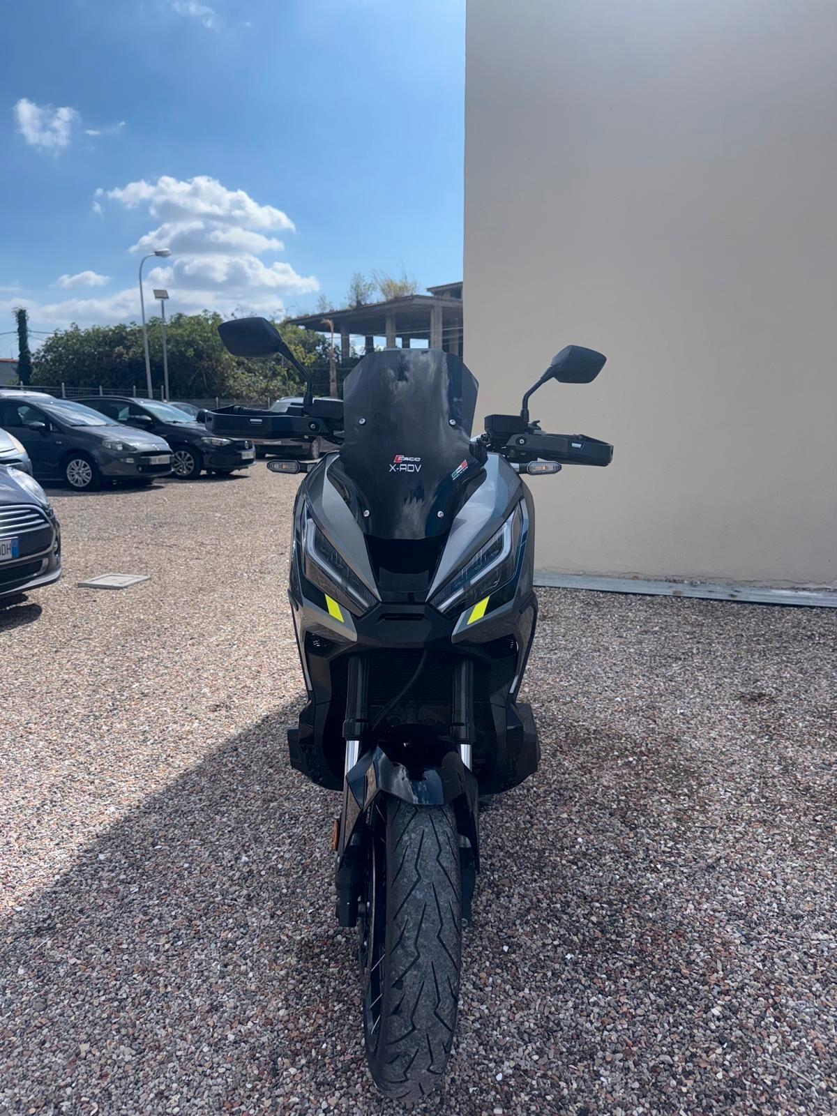 Honda X-ADV 750