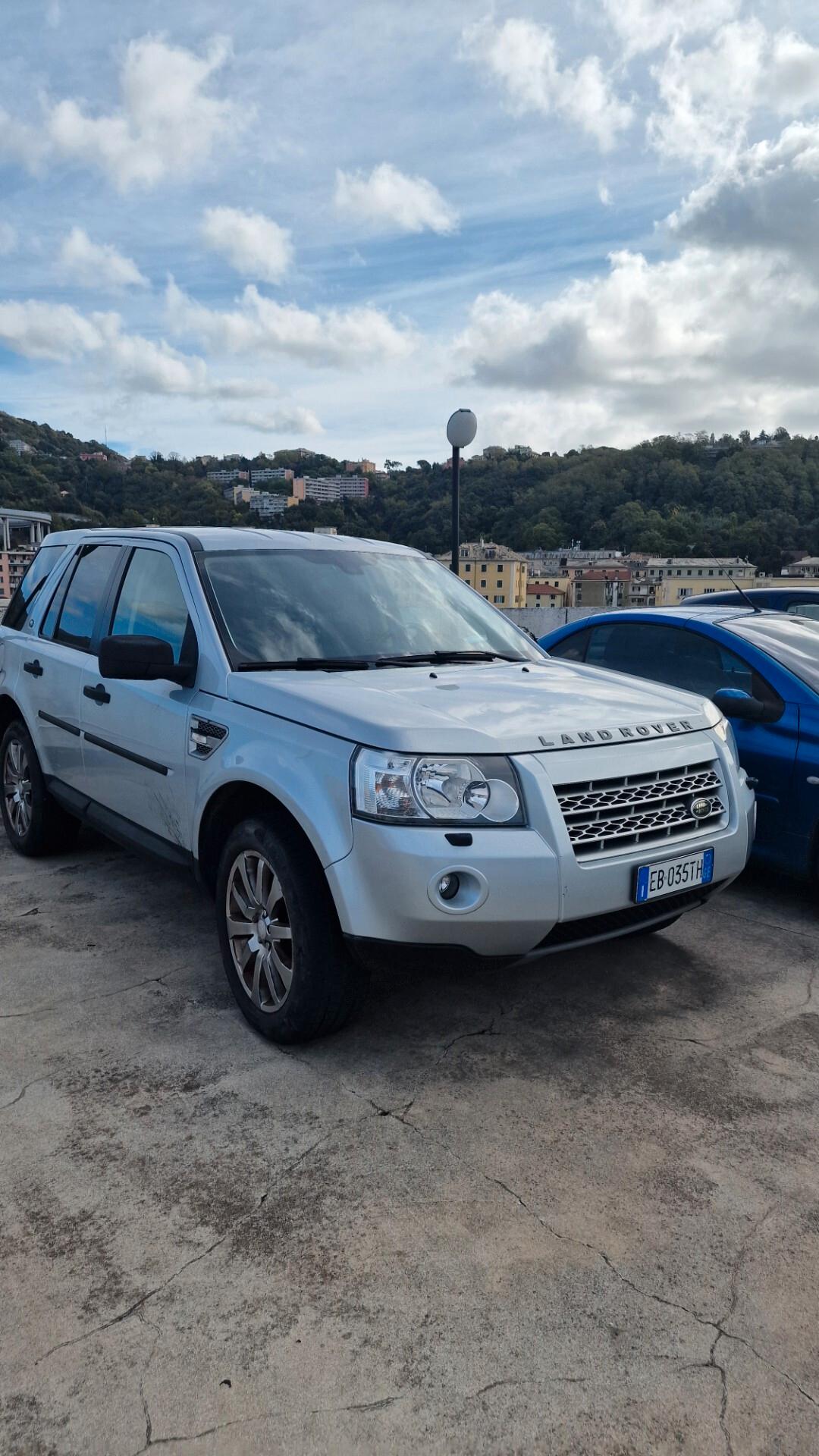 Land Rover Freelander 2.2 SD4 S.W. SE