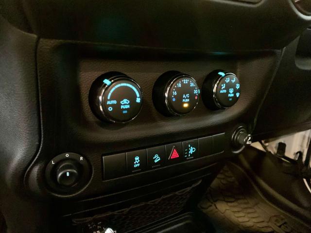 Jeep Wrangler Wrangler Unlimited 2.8 crd Golden Eagle auto