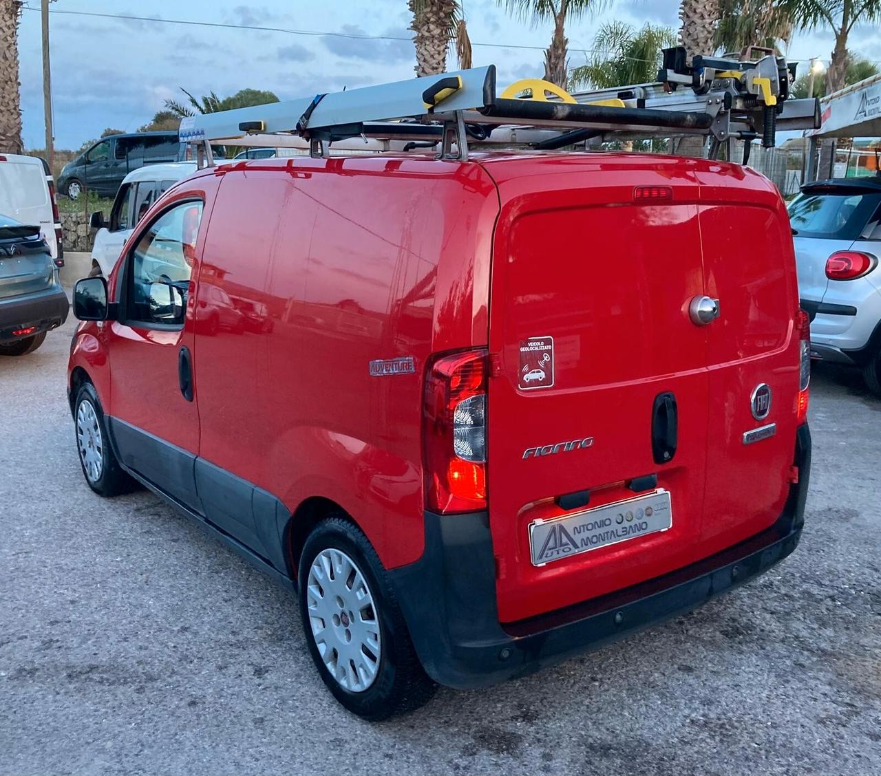 Fiat Fiorino 1.3 MJT 95CV Cargo Adventure Attrezzato