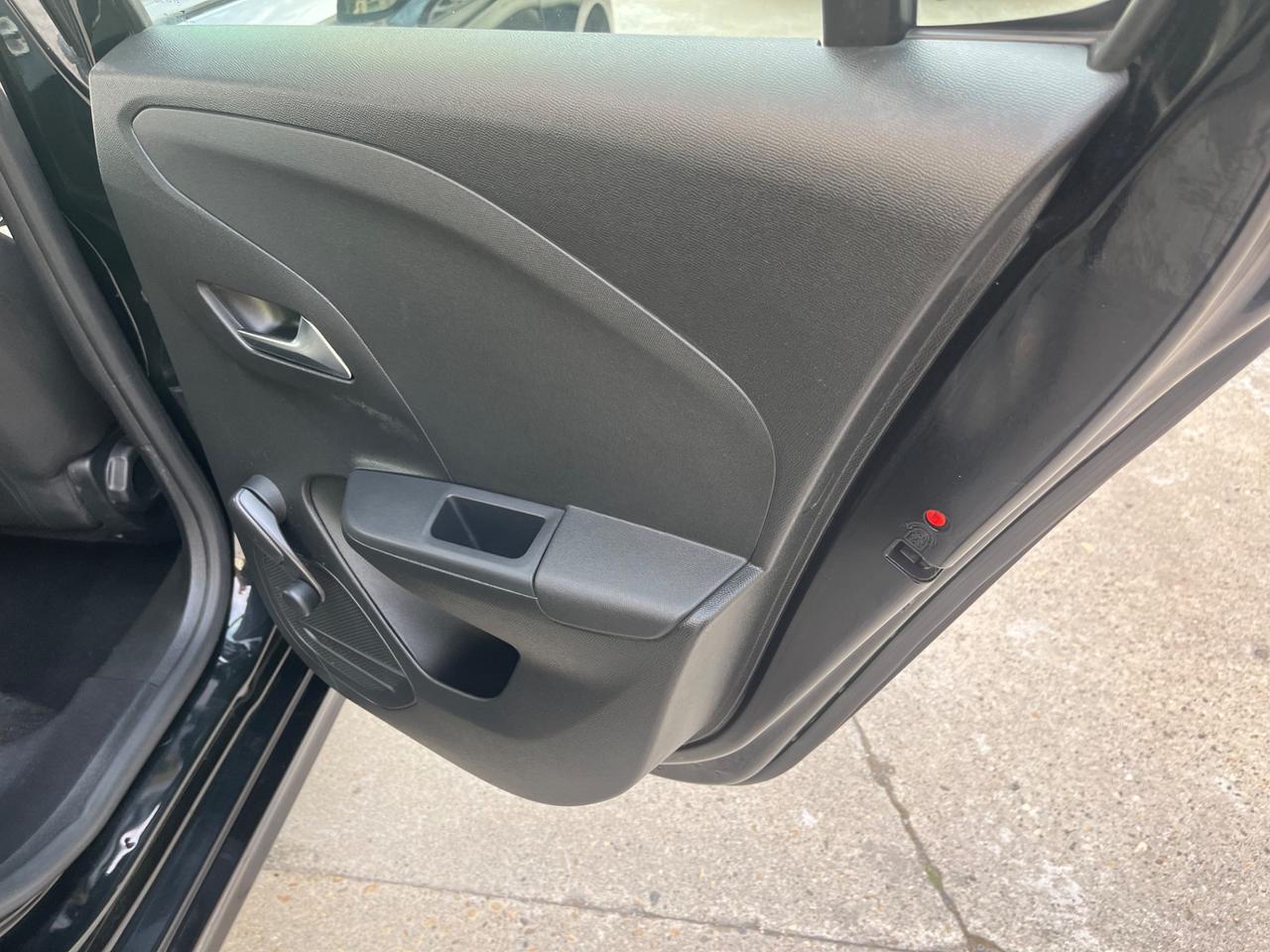 Opel Corsa 1.2 Elegance OK NEOPATENTATI