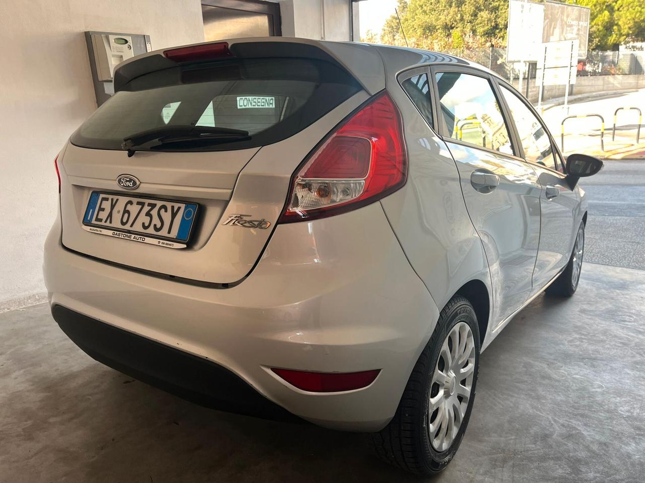 Ford Fiesta 1.0 80CV 5 porte Titanium
