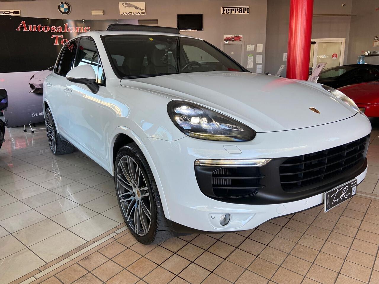 Porsche Cayenne 250CV 3.0 Diesel