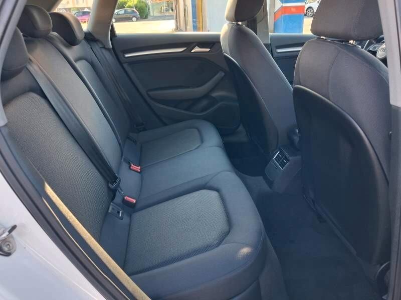 Audi A3 SPB 30 TFSI S tronic Business