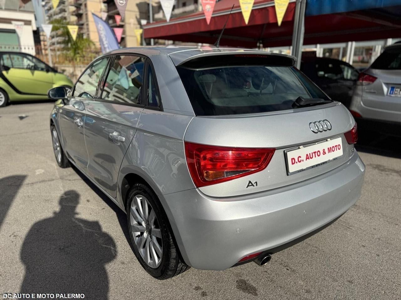 Audi A1 Diesel1.6 Sport Black.90CV.Automatica.2013