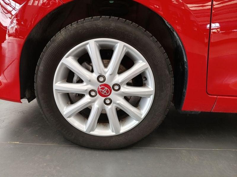 Toyota Aygo Connect 1.0 VVT-i 72 CV 5 porte x-play