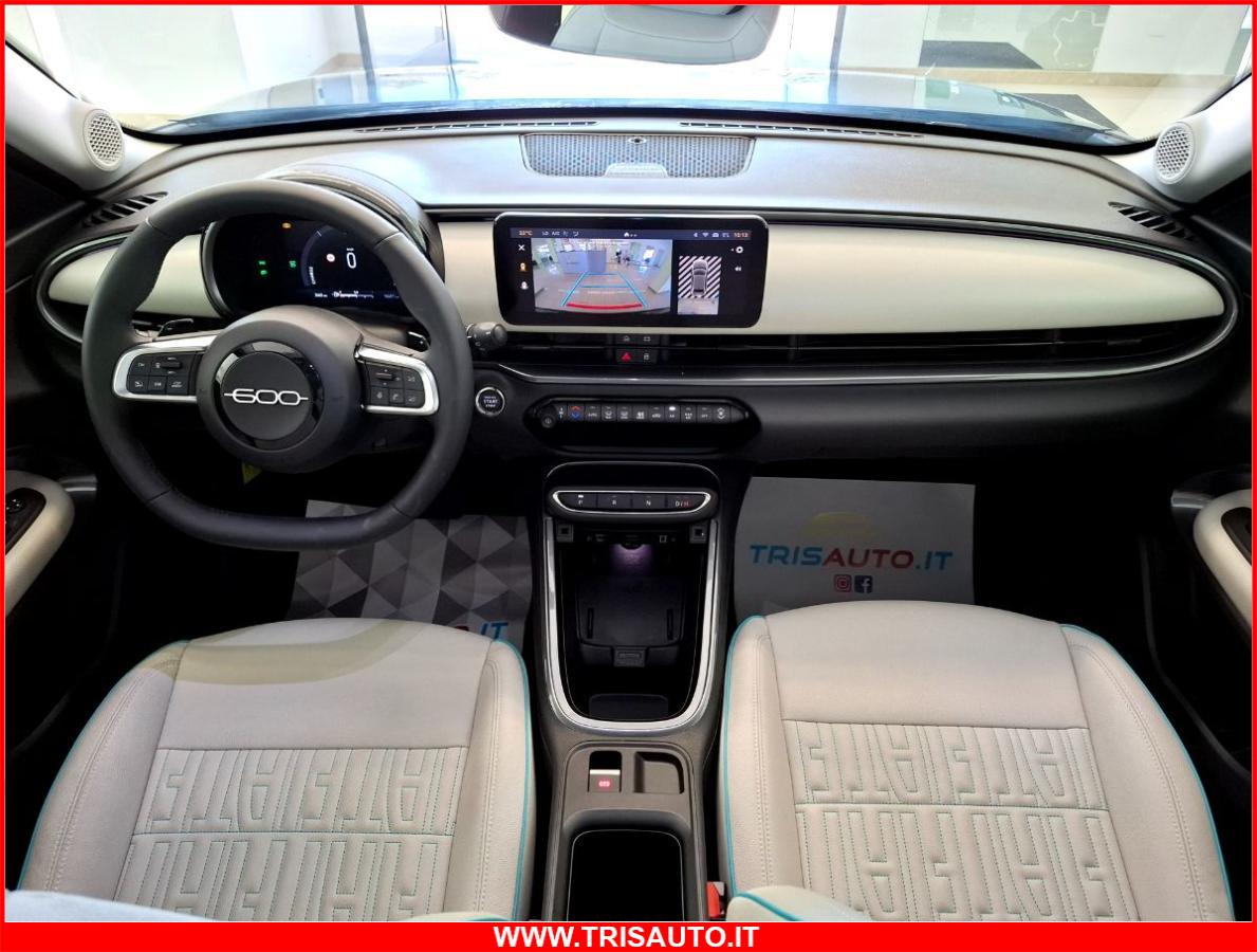 FIAT 600 1.2 T-GEN3 MHEV DCT La Prima NEOPATENTATI (FULL LED+PELLE+ANDROID+APPLE)