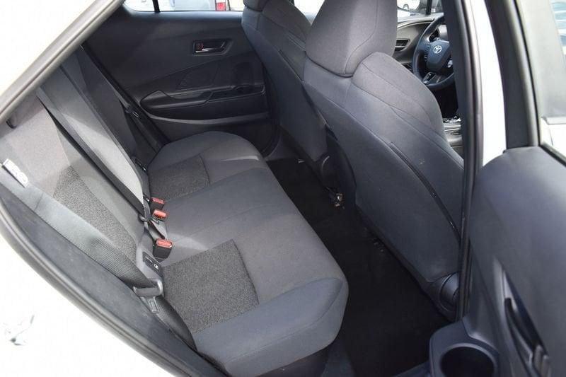 Toyota C-HR 1.8 HV E-CVT Active