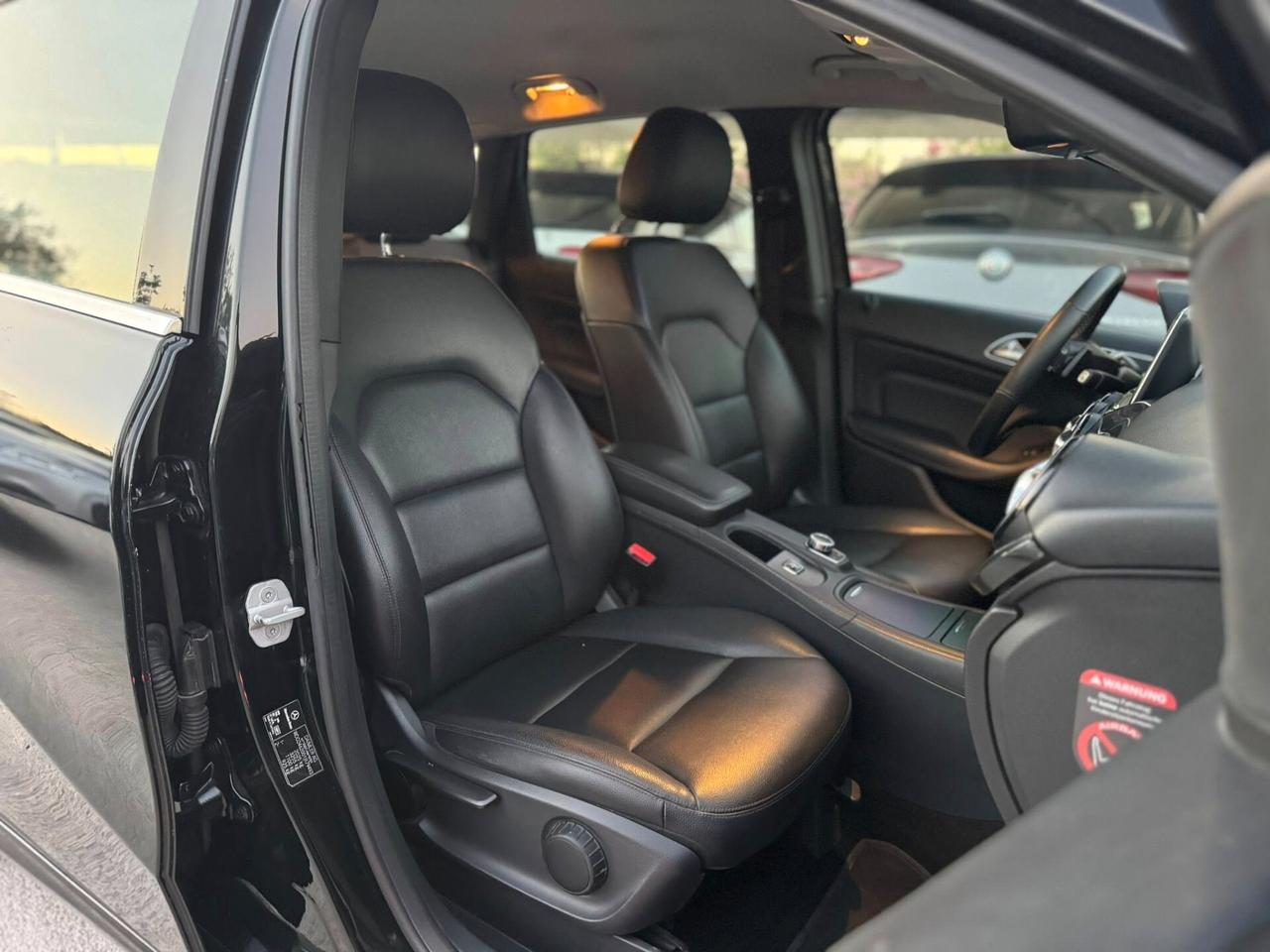 MERCEDES B180d SPORT