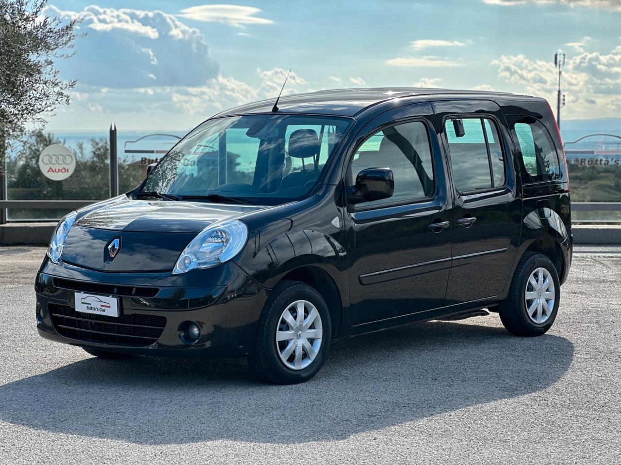 Renault Kangoo 1.5 dCi 105CV 5 porte Pianale Ribassato con Pedana