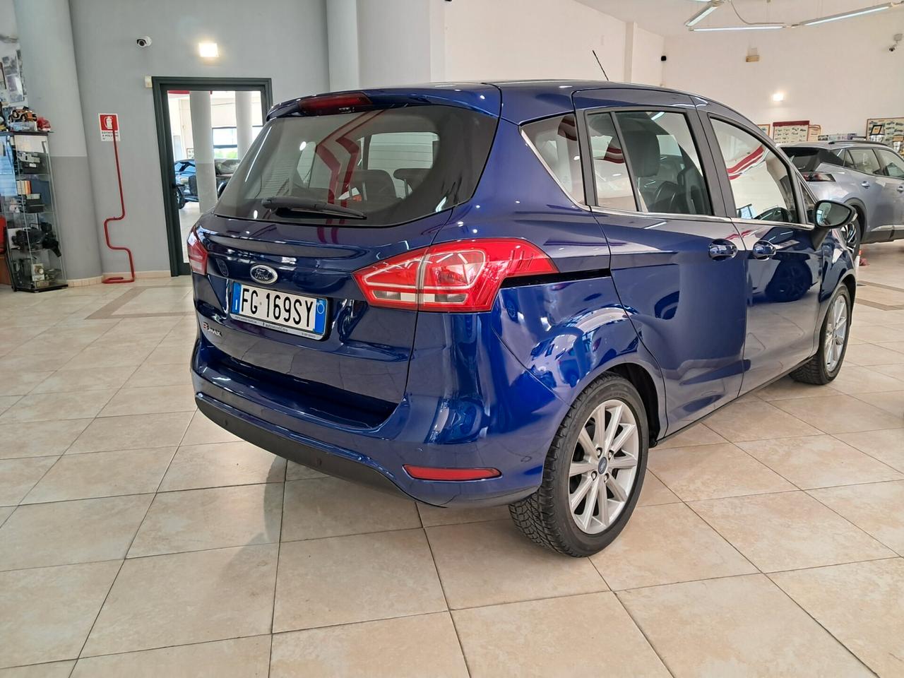 Ford B-Max 1.4 90 CV Business Titanium