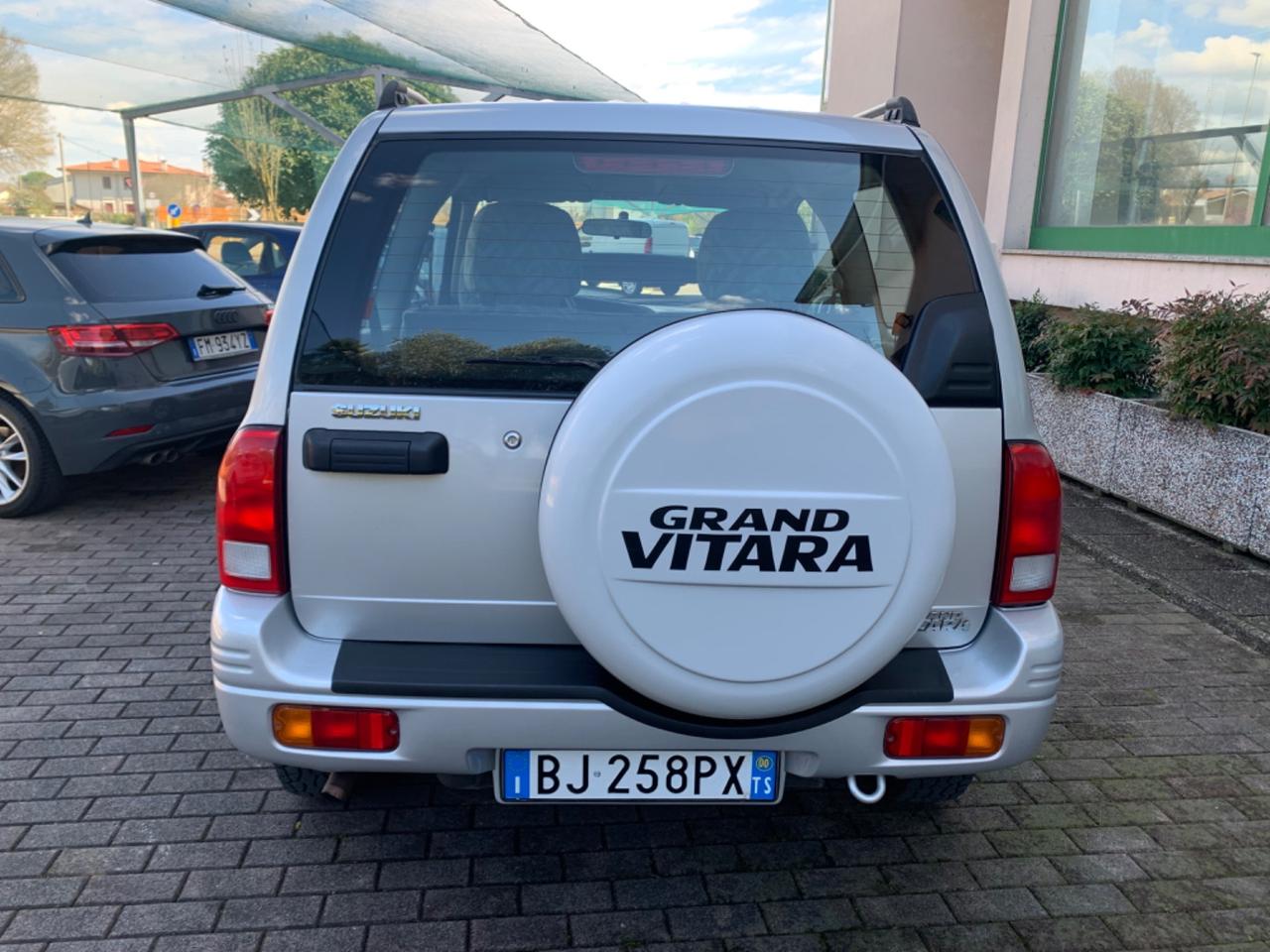 Suzuki Grand Vitara 1.6i 16V cat 3 porte