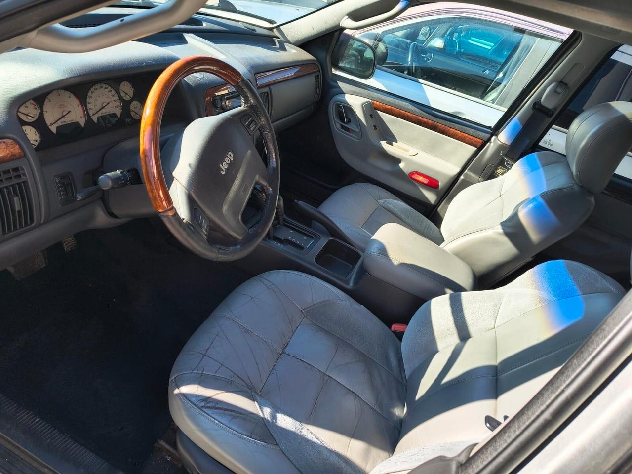 Jeep Grand Cherokee 2.7 CRD cat Overland