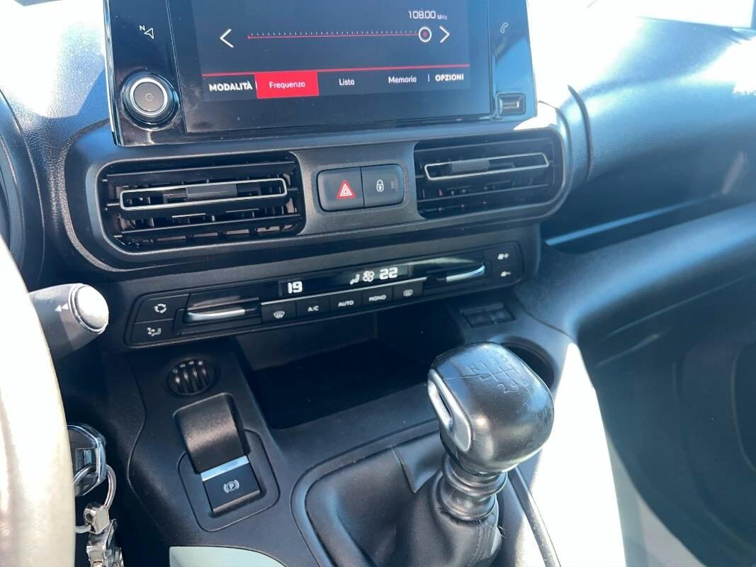 Citroen Berlingo 1.5 bluehdi M Feel s&s 130cv Con CARPLAY