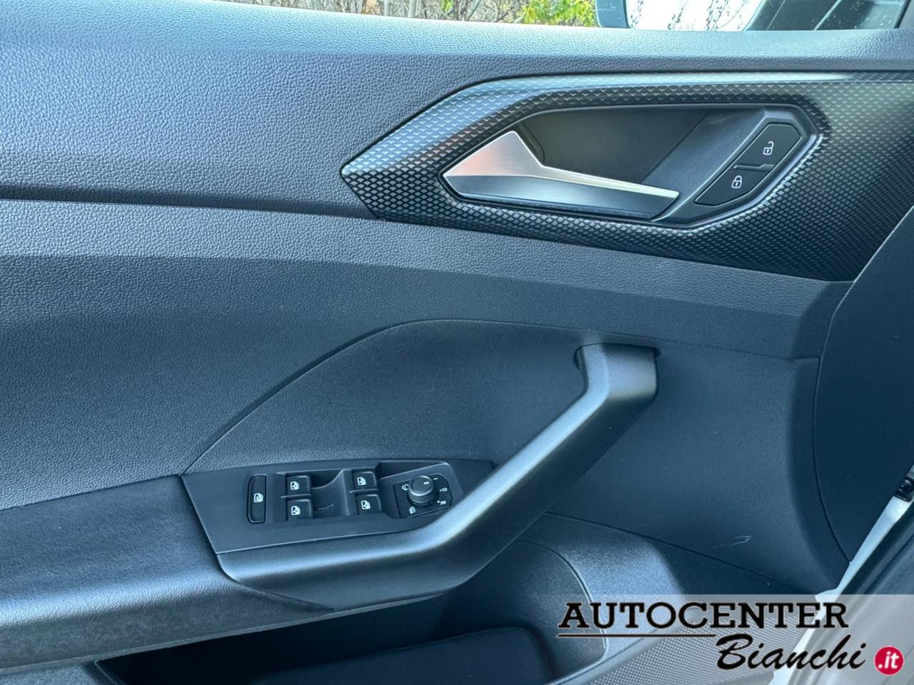 Volkswagen T-Cross 1.0 tsi Sport 110cv dsg