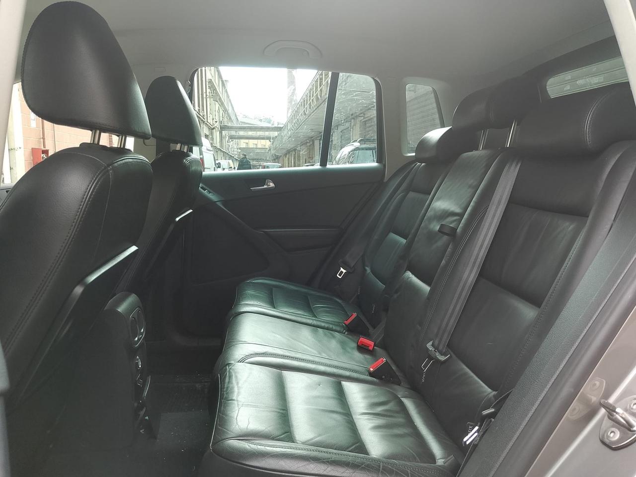 Volkswagen Tiguan 2.0 TDI 4MOTION DSG Sport&Style 2010