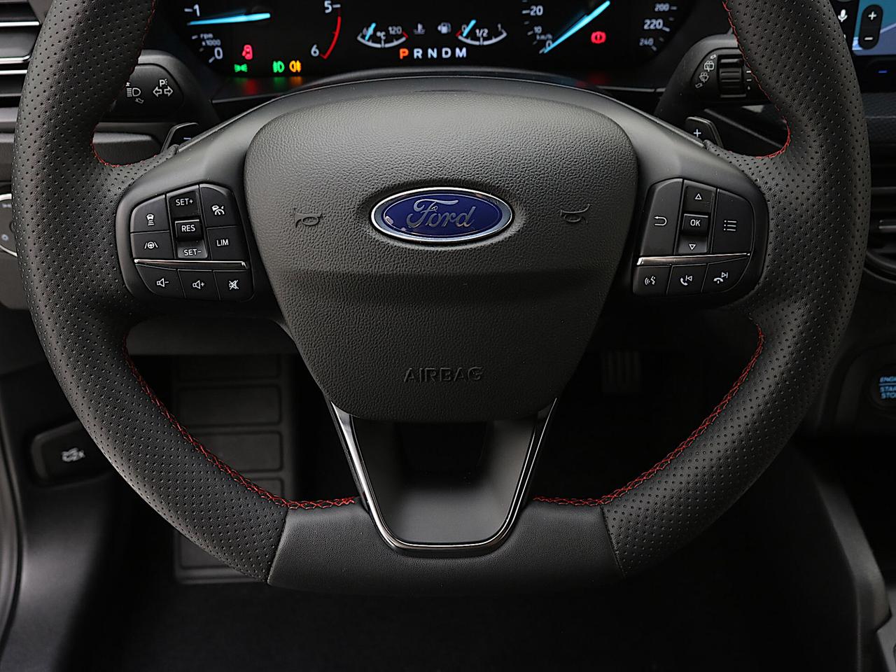 Ford Focus 1.5 EcoBlue 120CV Auto 5 Porte ST-Line