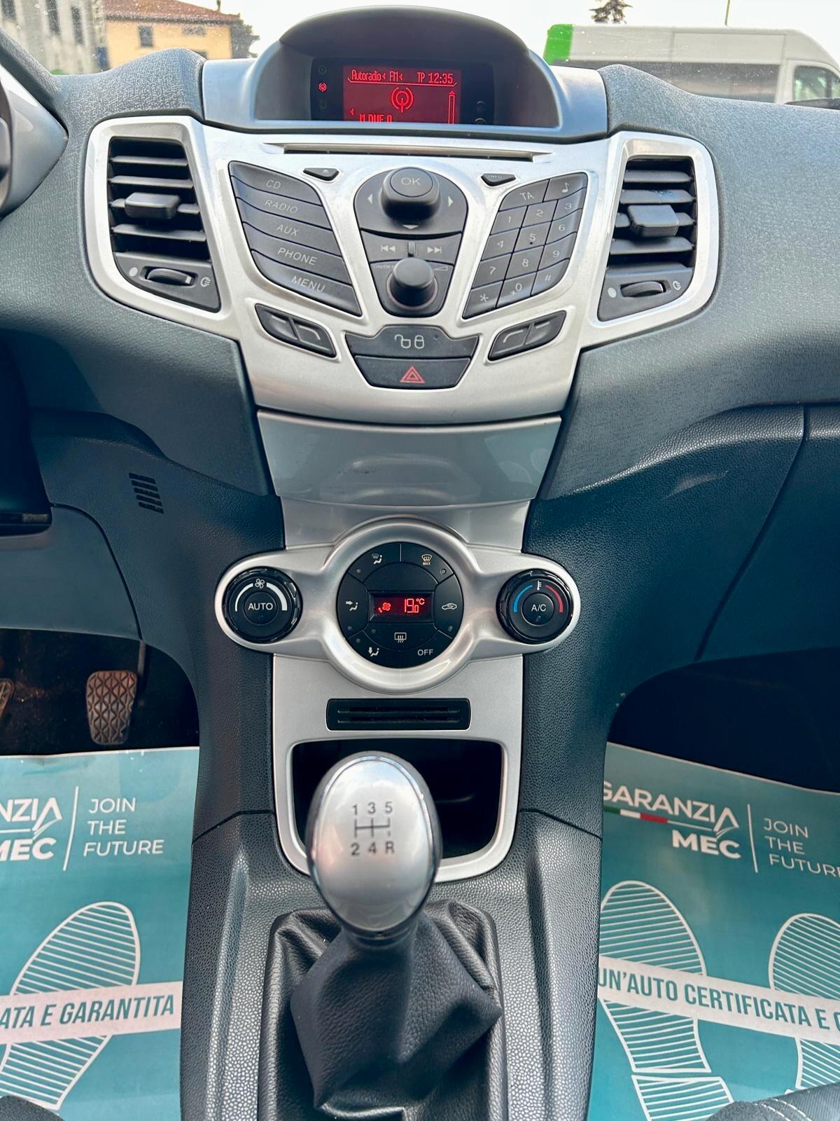 Ford Fiesta 1.2 82CV 3 porte Titanium - ok neopatentato