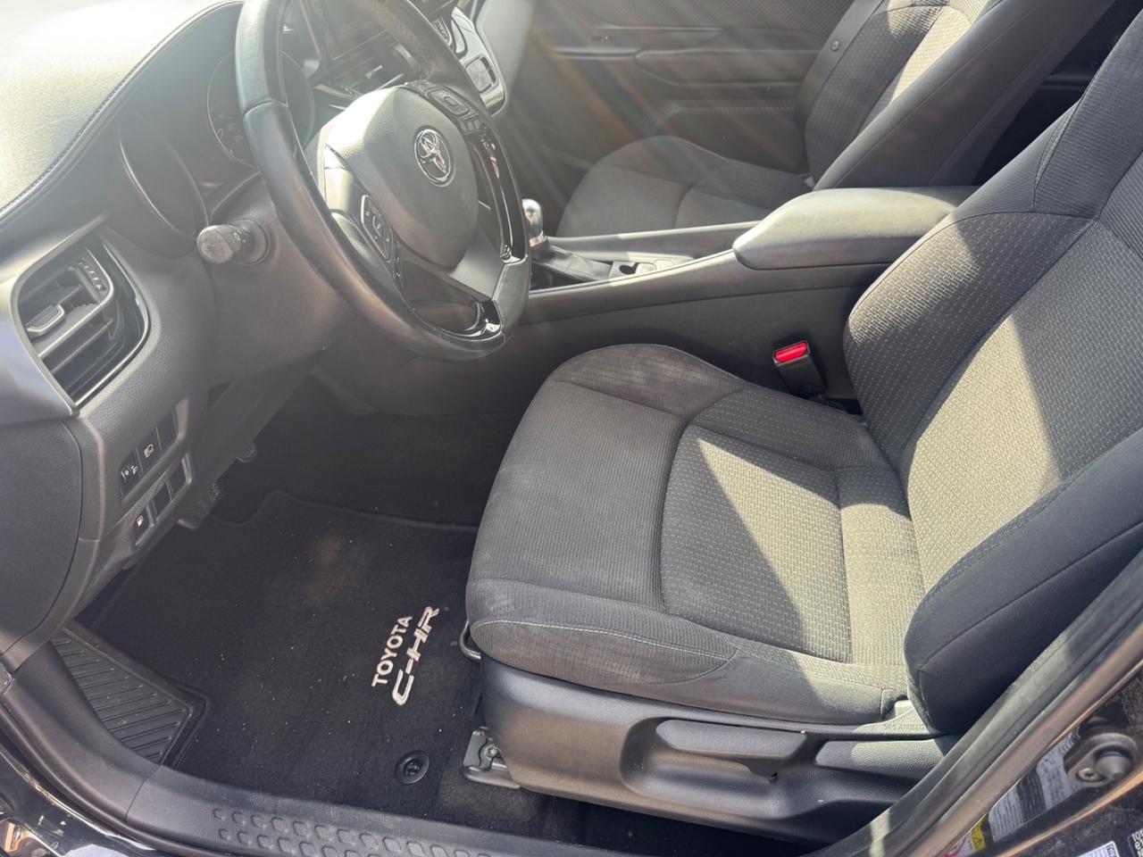 Toyota C-HR 1.8 Hybrid E-CVT Lounge