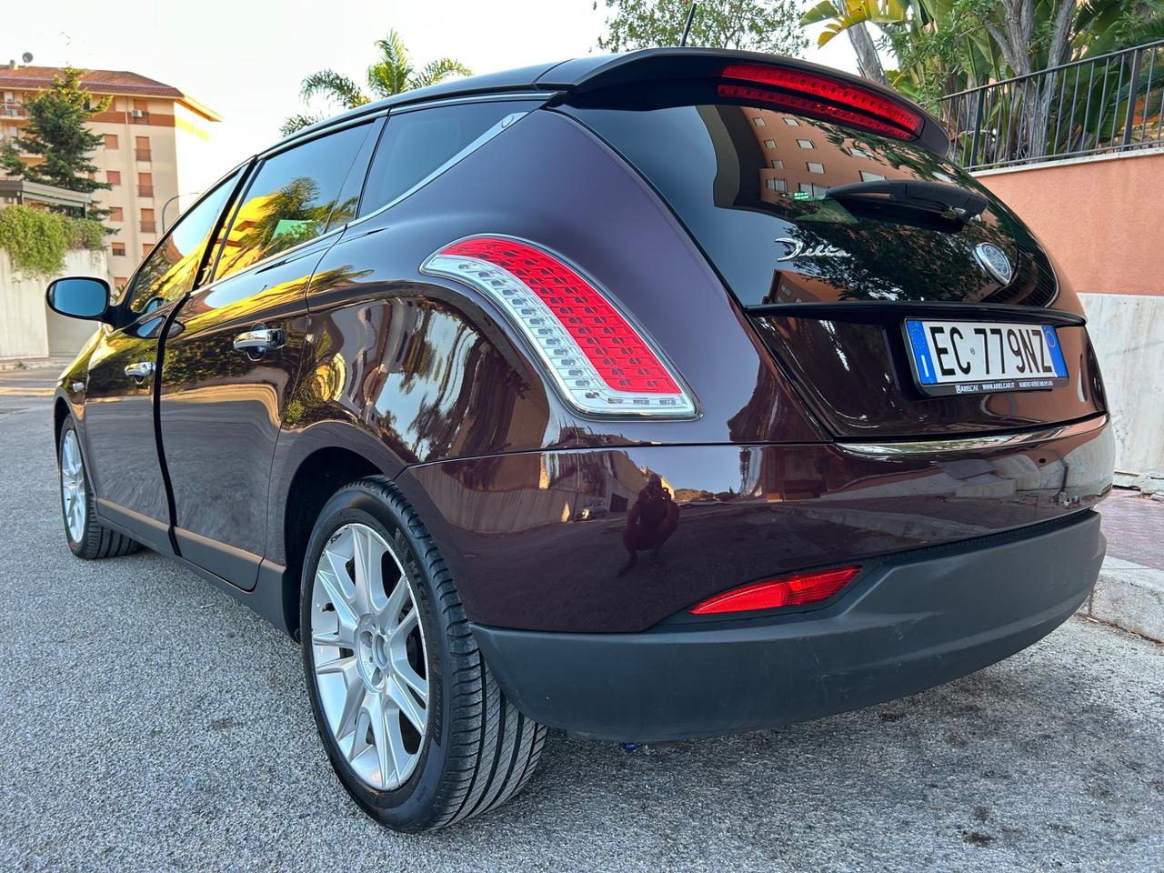 Lancia Delta 1.6 MJT Platino km certificati