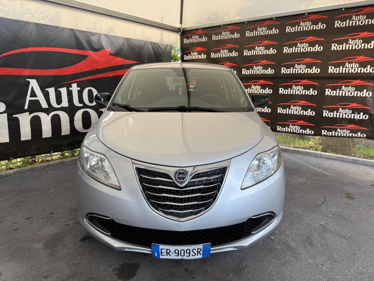 Lancia Ypsilon 1.2 GPL Platinum