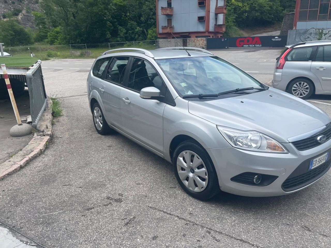 Ford Focus 1.6 105 CV SOLO 100 MILA KM