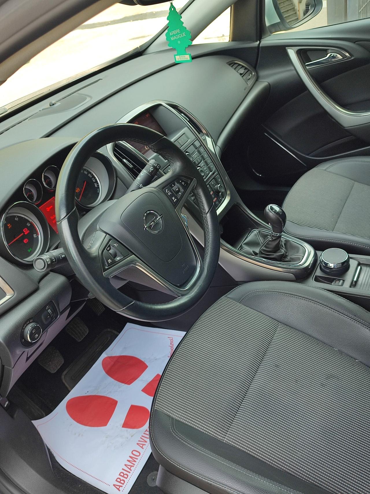 OPEL ASTRA 1.7CDTI BERLINA 8GOMME NUOVE STUPENDA
