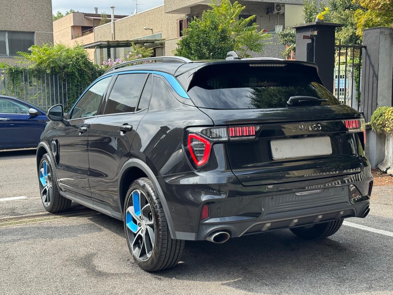 Lynk&co 01 PHEV (192 kw)