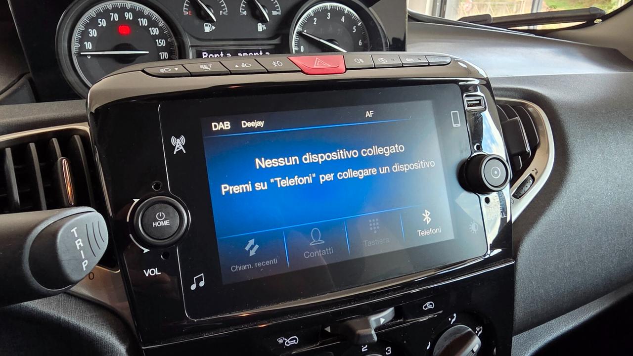 Lancia Ypsilon 1.0 FireFly 5 porte S&S Hybrid Gold