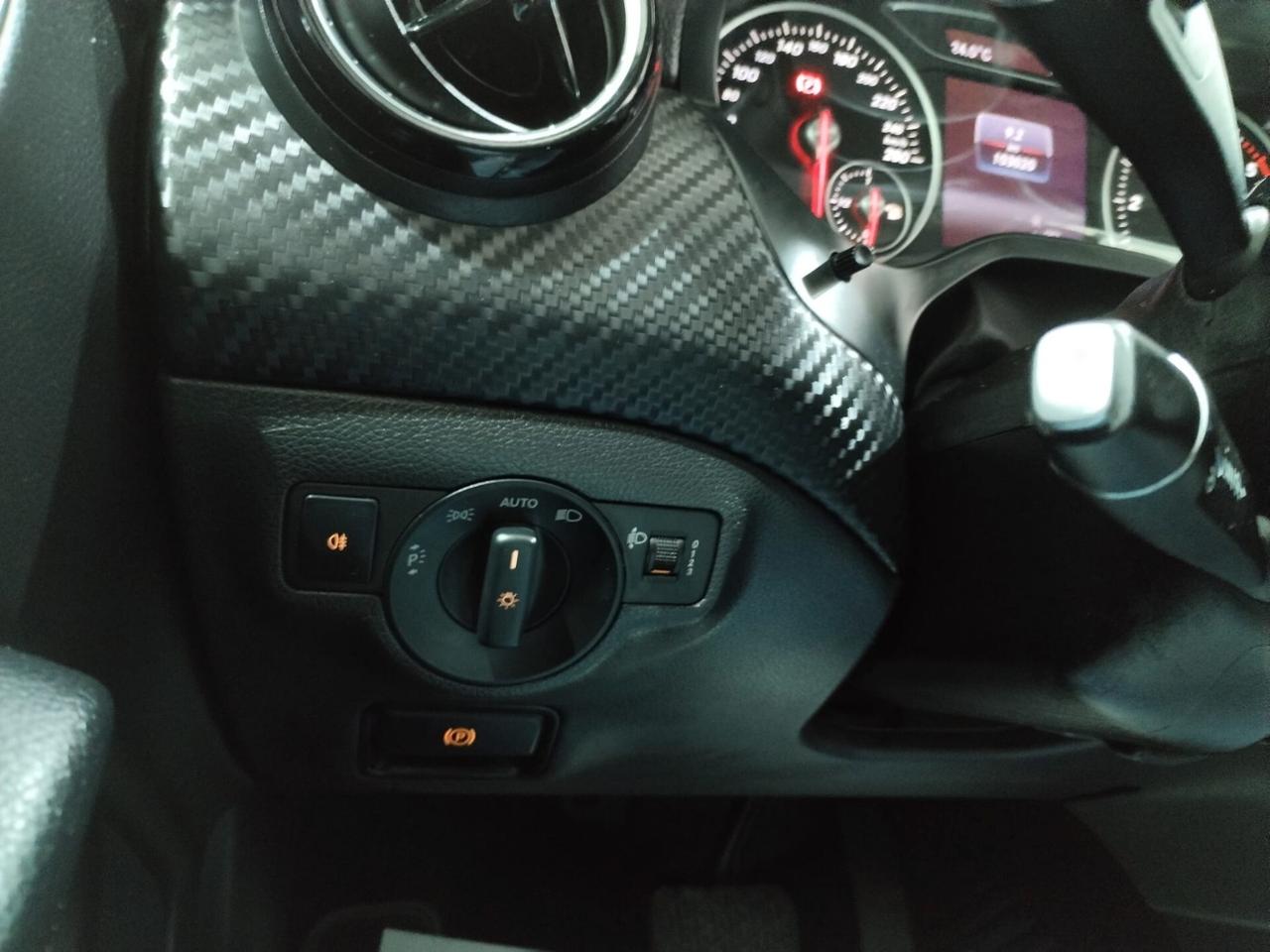 Mercedes-benz GLA 200 d Automatic Business