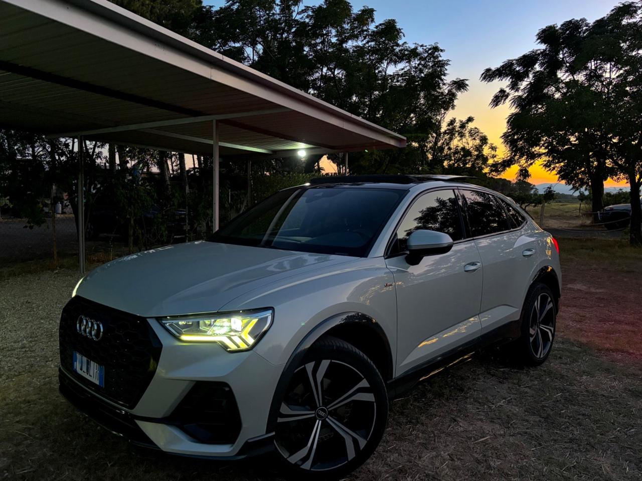 Audi Q3 35 TDI S tronic line edition