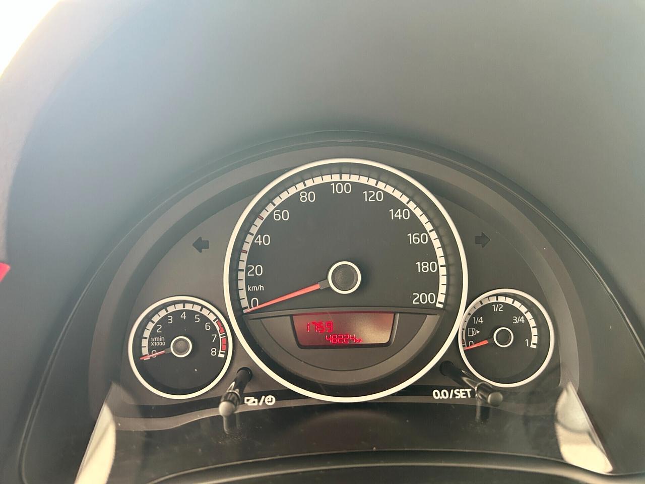 Volkswagen up! 1.0 75 CV 5p. cross up!