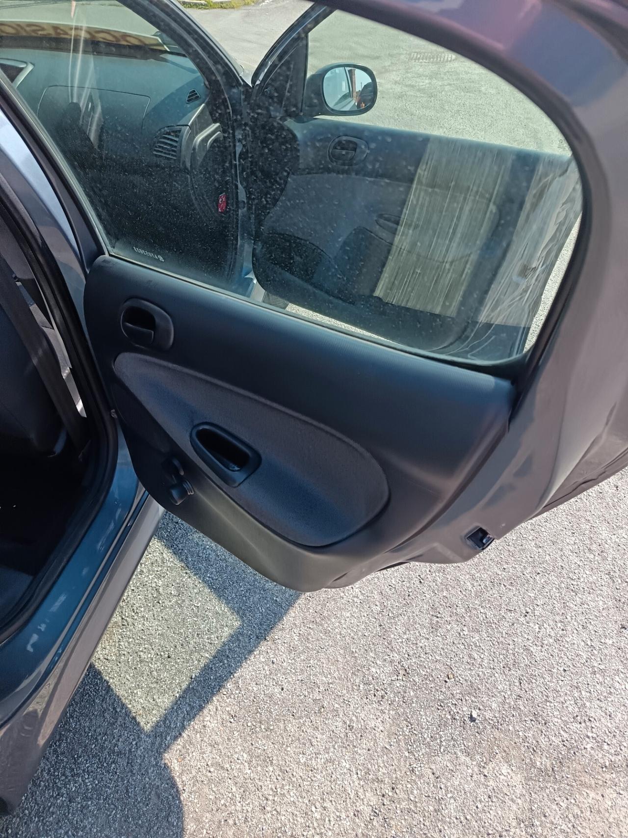Peugeot 206 Plus 1.1 60CV 5p. Trendy