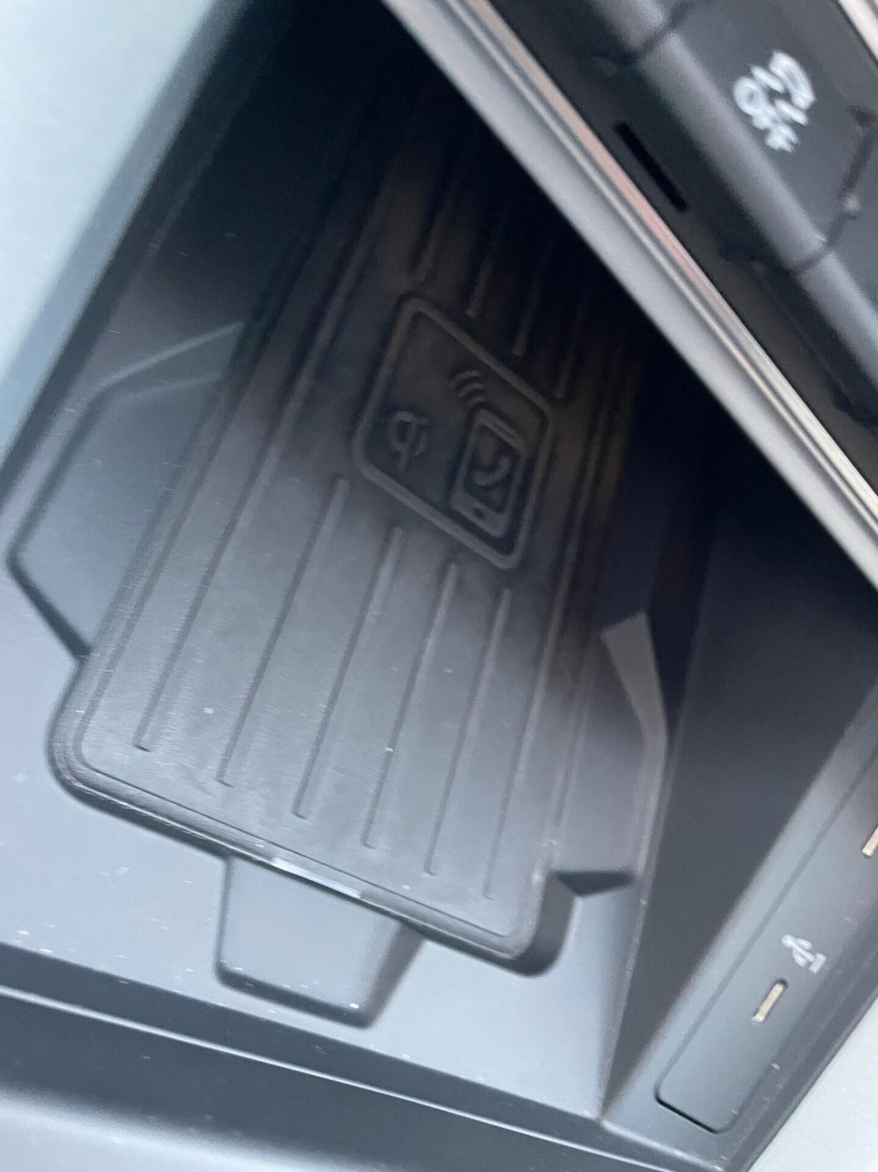 Audi Q3 35 TDI quattro S tronic Business