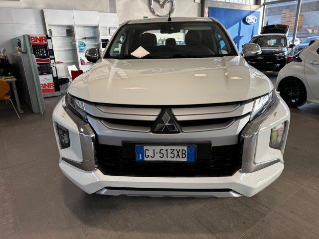 MITSUBISHI L200 2.3 D Doub.Cab 4x4 Sup.Select P2.Intouch Diamond a