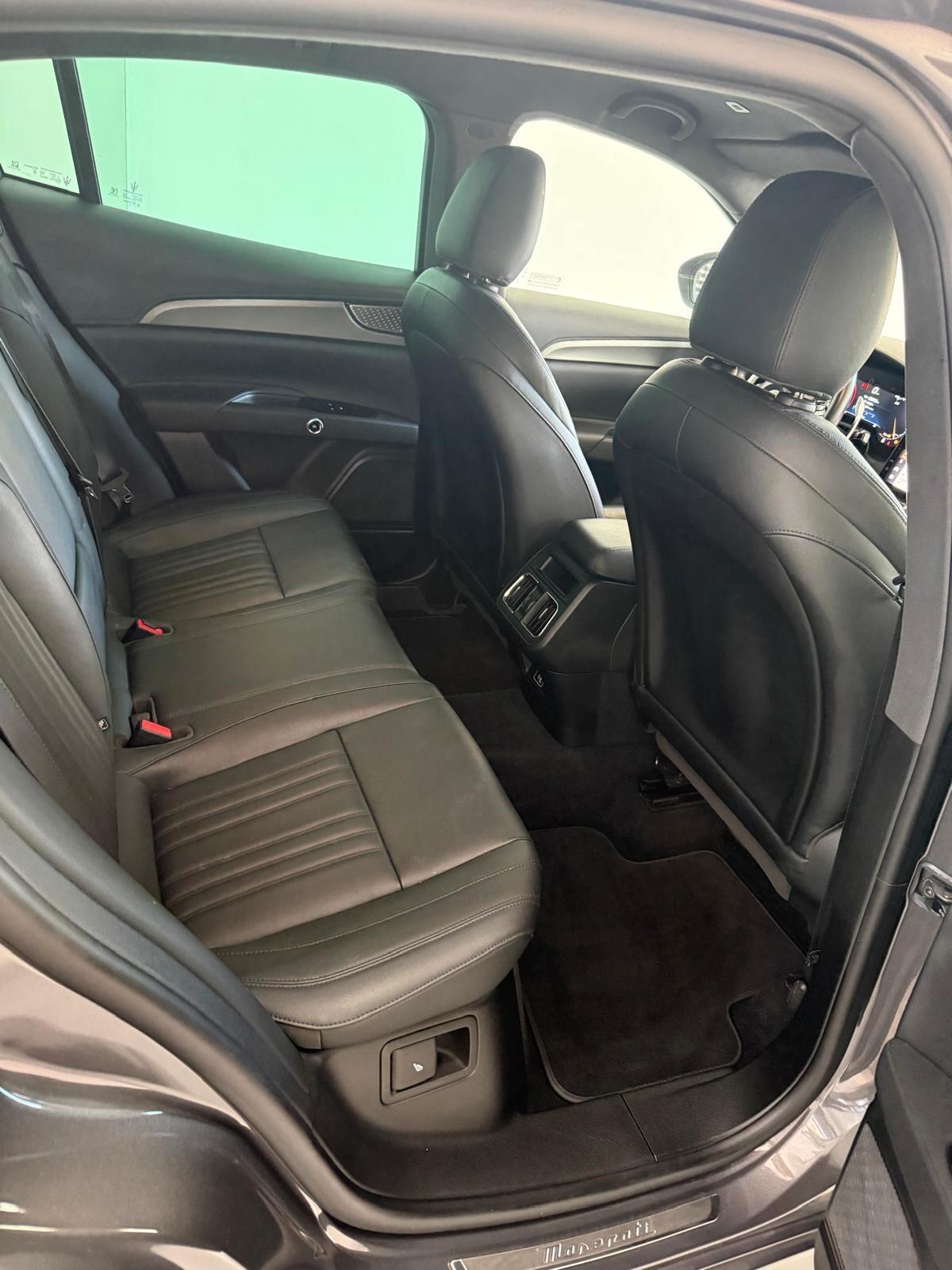 Maserati Grecale MHEV 300 CV AWD GT