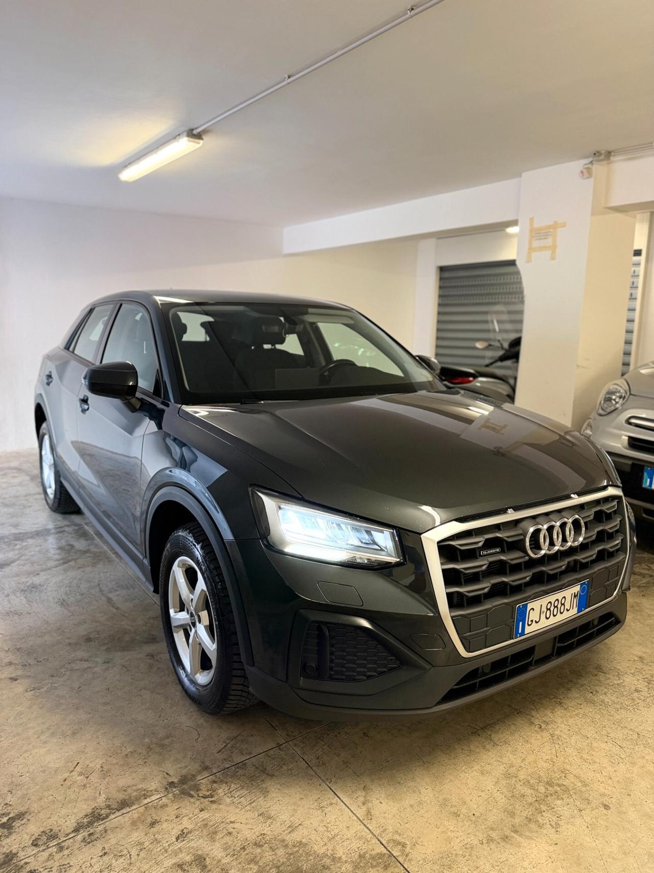 Audi Q2 35 2.0 TDI Business Quattro-S-Tronic