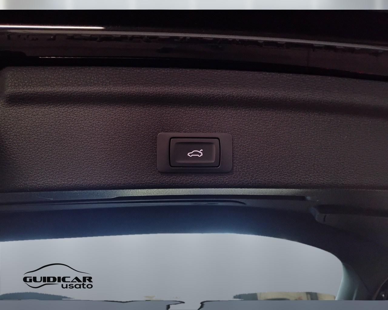 AUDI Q3 I 2019 Sportback - Q3 Sportback 35 2.0 tdi S line edition s-tronic