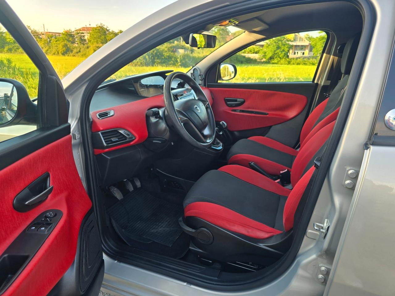 Ypsilon 0.9 TwinAir Metano-GARANZIA- NEOPATENTATI
