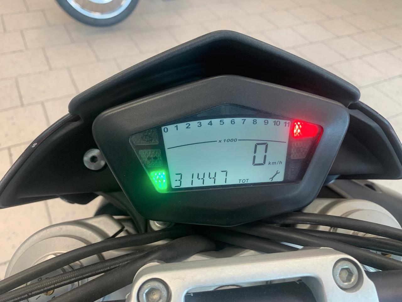 Ducati Hypermotard 1100