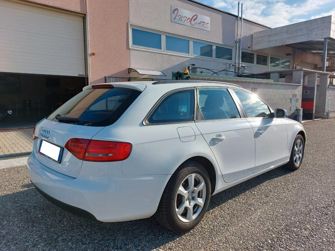 Audi A4 Avant 2.0 TDI 143CV F.AP. multitronic Advanced EURO5 !!