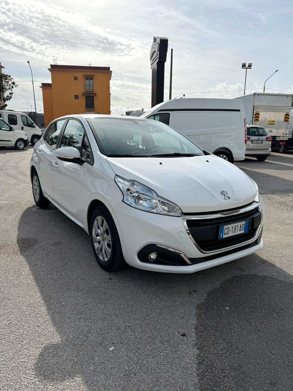 PEUGEOT 208 1.5HDI AUTOCARRO 2 POSTI