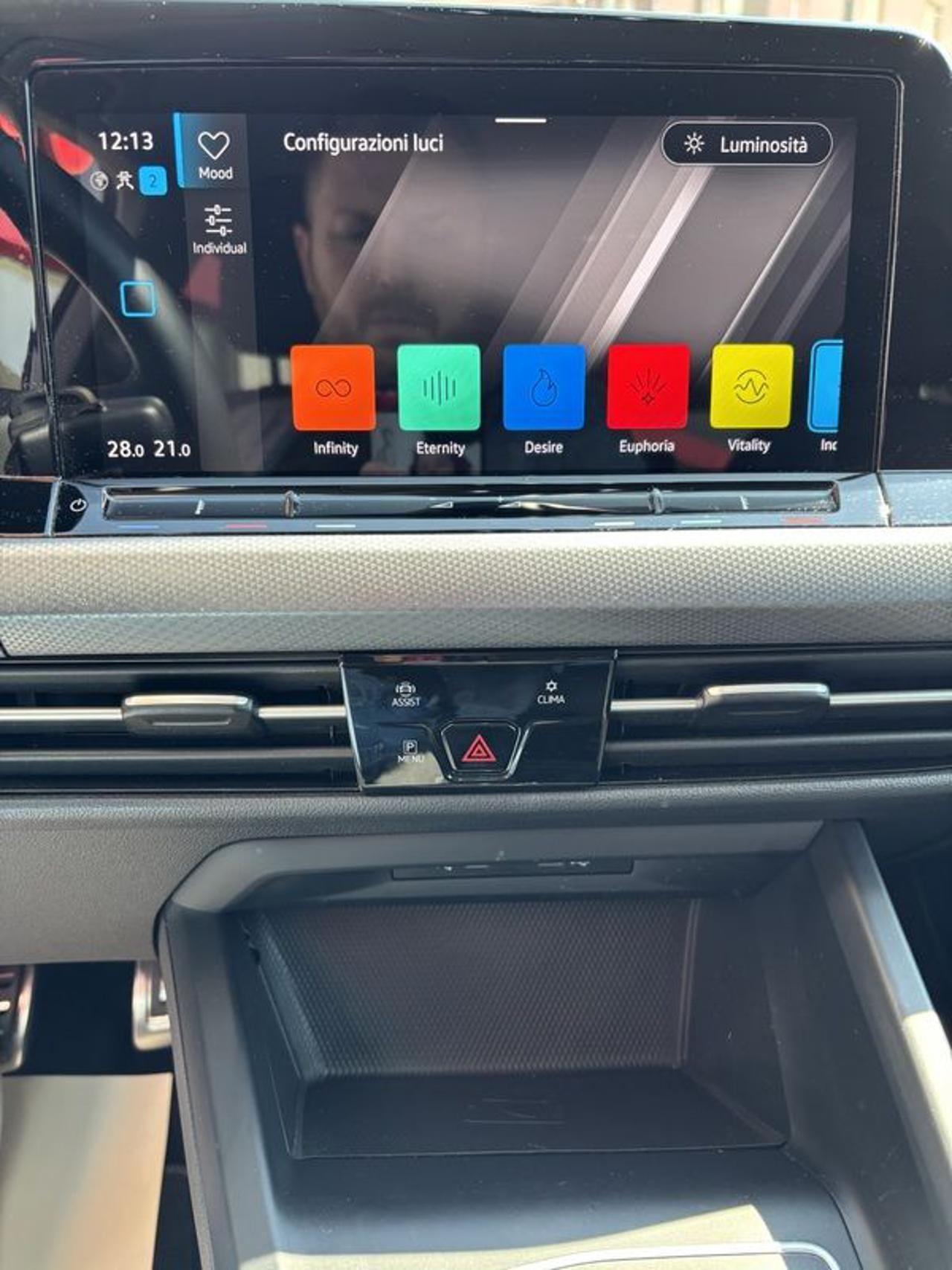 Volkswagen Golf 1.0 eTSI EVO DSG Active NAVI-LED-16"