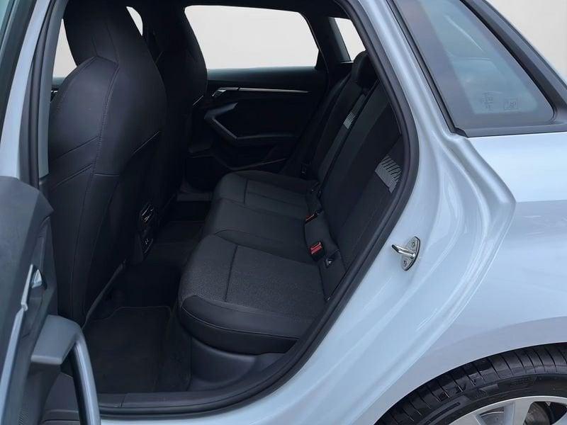 Audi A3 A3 SPB 35 TFSI S tronic S line edition Navi Led Camera